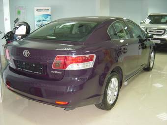 2009 Toyota Avensis Pictures