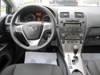 2009 Toyota Avensis Pictures