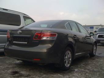 2010 Toyota Avensis Photos