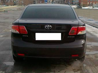 2010 Toyota Avensis Pictures