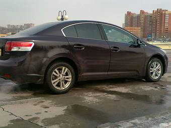 2010 Toyota Avensis Images