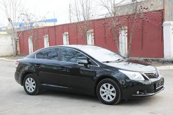 2010 Toyota Avensis Images