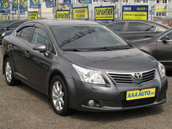 2010 Toyota Avensis Pictures