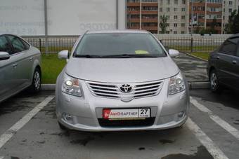 2010 Toyota Avensis Pictures