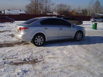 2011 Toyota Avensis Photos