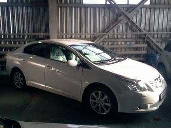 2011 Toyota Avensis Pictures