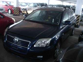 2003 Toyota Avensis Wagon Pictures