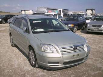 2004 Toyota Avensis Wagon Pics