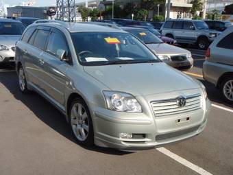 2004 Toyota Avensis Wagon Pictures