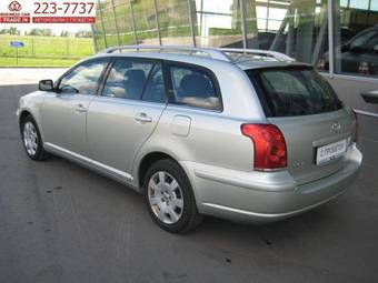 2004 Toyota Avensis Wagon Photos