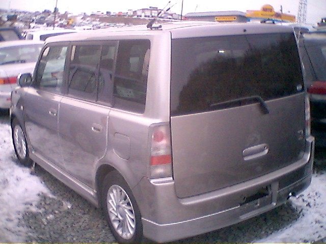 2000 Toyota bB