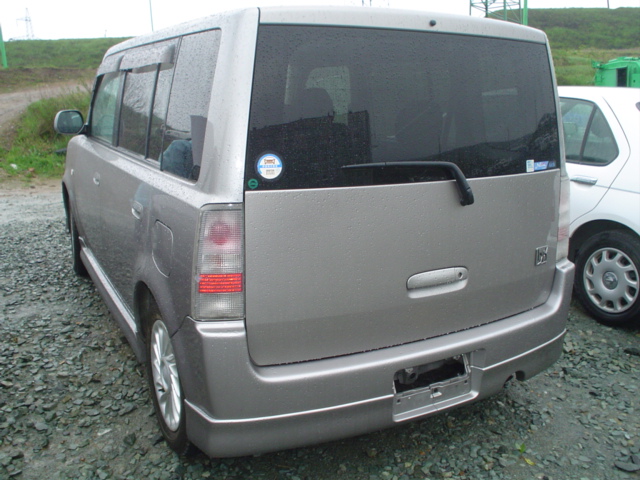 2000 Toyota bB