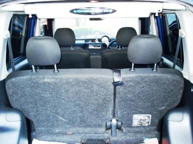 2000 Toyota bB
