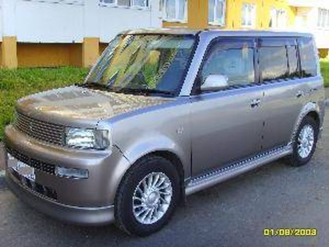 2000 Toyota bB