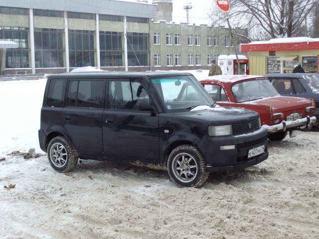 2000 Toyota bB