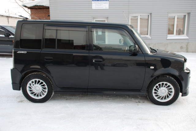 2000 Toyota bB