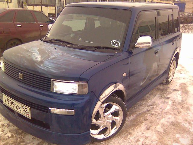 2000 Toyota bB