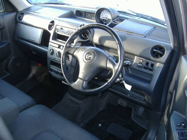 2001 Toyota bB