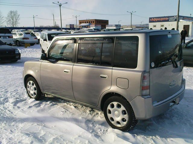 2001 Toyota bB