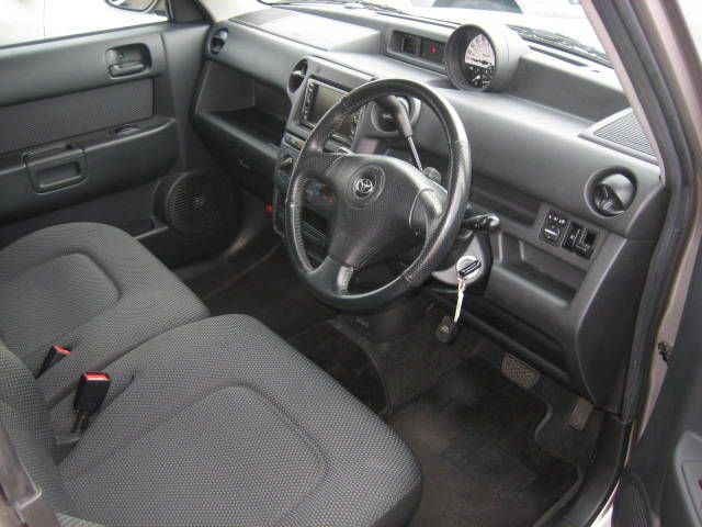 2001 Toyota bB