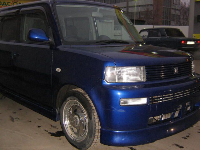 2001 Toyota bB
