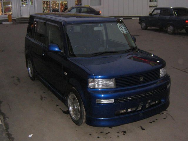 2001 Toyota bB