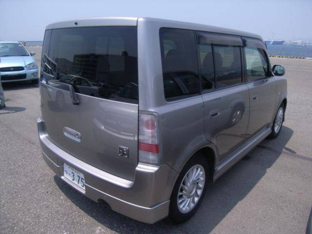 2001 Toyota bB