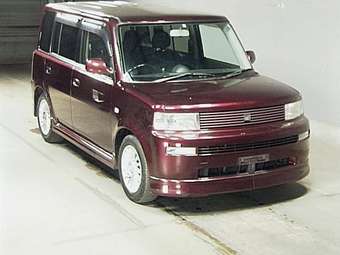 2001 Toyota bB Pictures