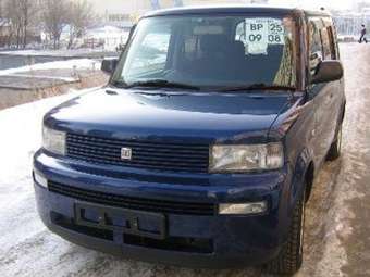 2001 Toyota bB Photos