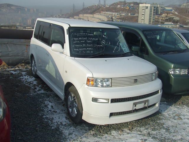 2002 Toyota bB
