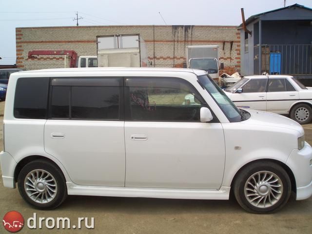 2002 Toyota bB