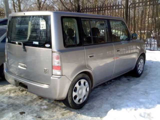 2002 Toyota bB