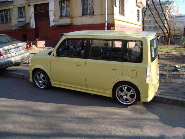 2002 Toyota bB