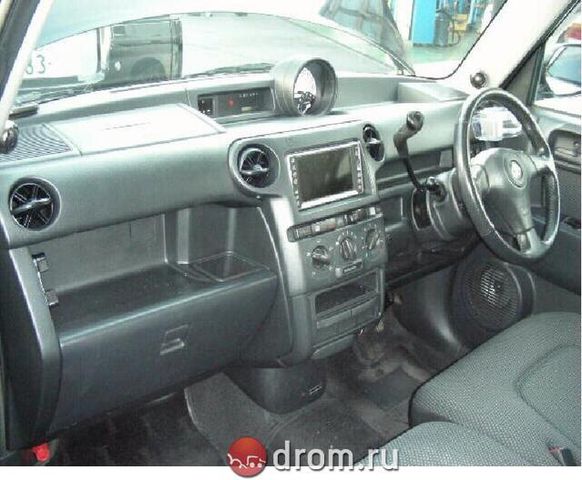 2002 Toyota bB