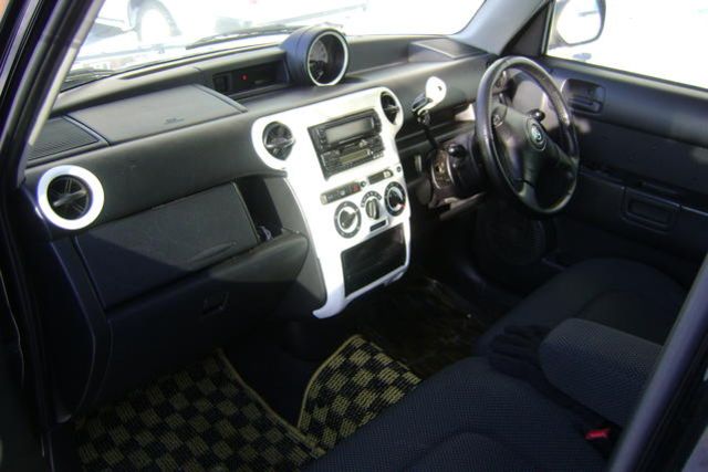 2002 Toyota bB