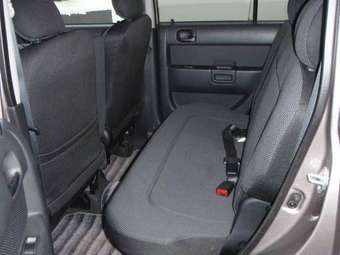2002 Toyota bB Pics
