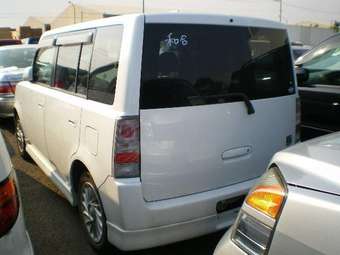 2002 Toyota bB Pics