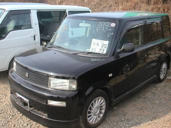 2002 Toyota bB Pics