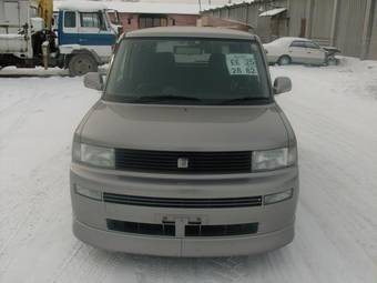 2002 Toyota bB Pictures