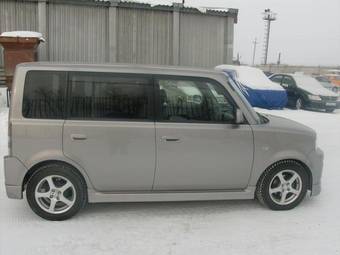 2002 Toyota bB Pictures