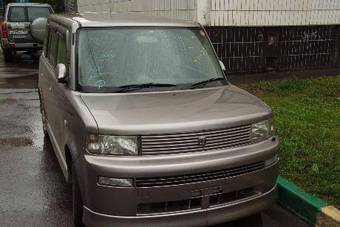 2002 Toyota bB Photos