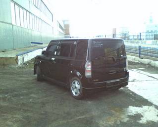 2002 Toyota bB Images