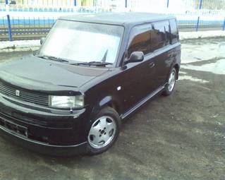2002 Toyota bB Pictures