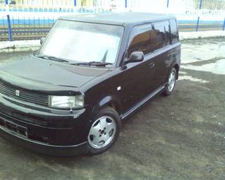 2002 Toyota bB Photos