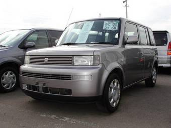 2002 Toyota bB Pictures