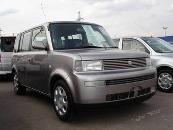 2002 Toyota bB Pictures