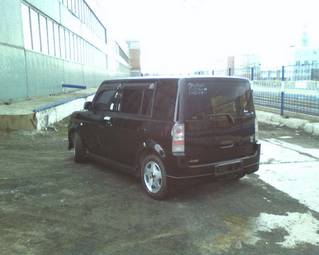 2002 Toyota bB Pictures
