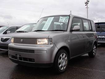 2002 Toyota bB Photos