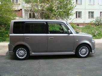 2002 Toyota bB Pictures