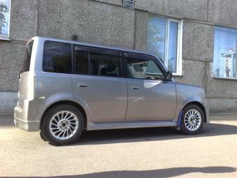 2002 Toyota bB Photos